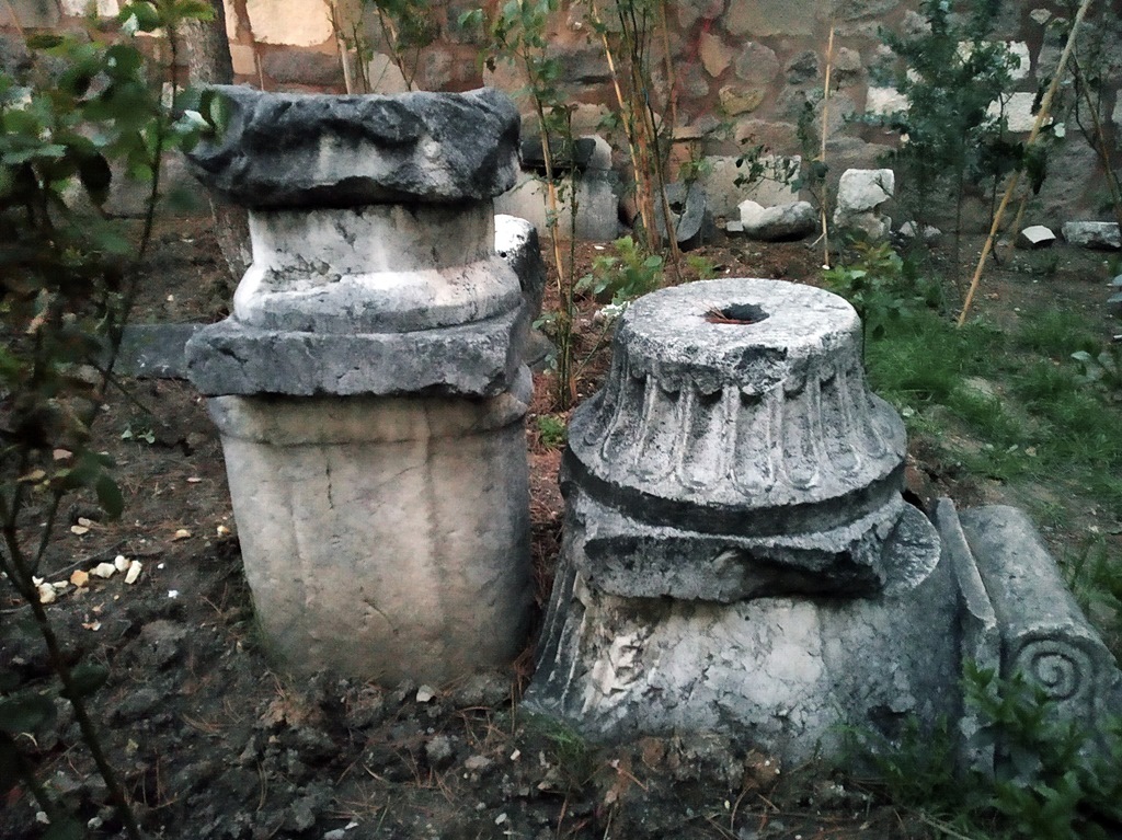 https://content.foto.my.mail.ru/list/s1_62/40654/h-40825.jpg