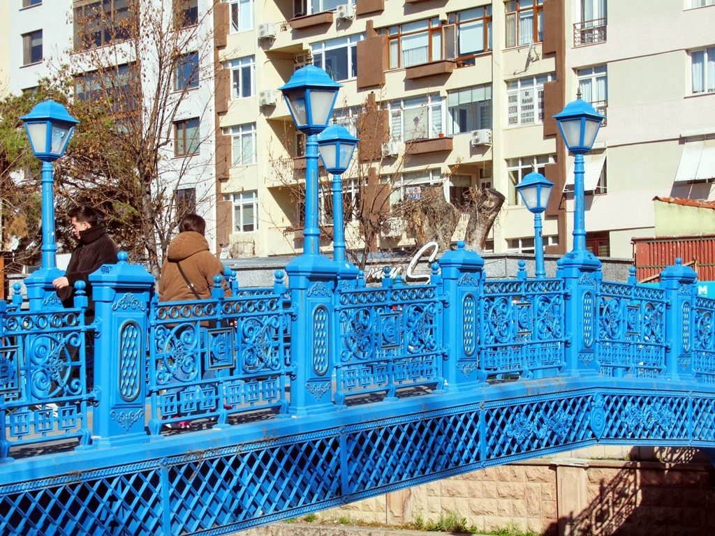 https://content.foto.my.mail.ru/list/s1_62/40862/h-40883.jpg