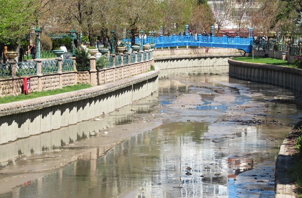https://content.foto.my.mail.ru/list/s1_62/40862/h-40898.jpg