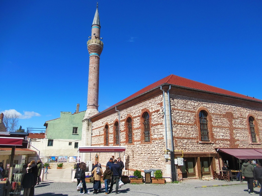 https://content.foto.my.mail.ru/list/s1_62/40862/h-40914.jpg