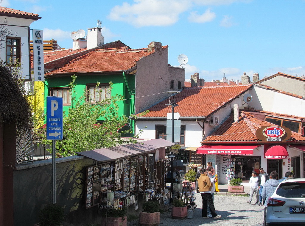 https://content.foto.my.mail.ru/list/s1_62/40862/h-40940.jpg