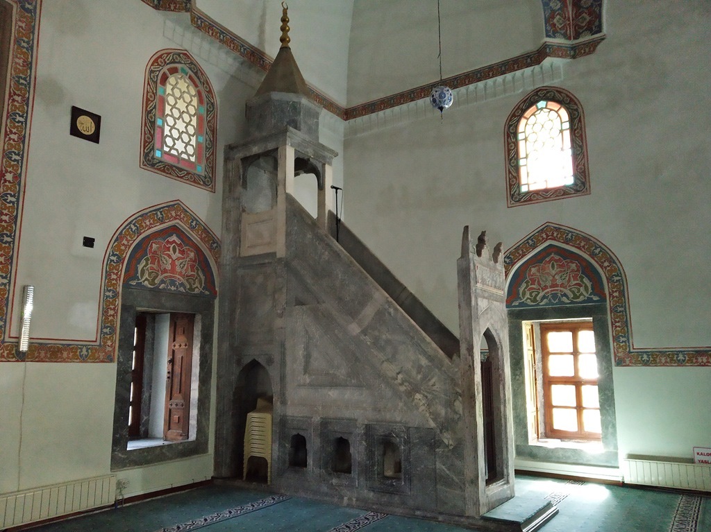 https://content.foto.my.mail.ru/list/s1_62/40862/h-40993.jpg