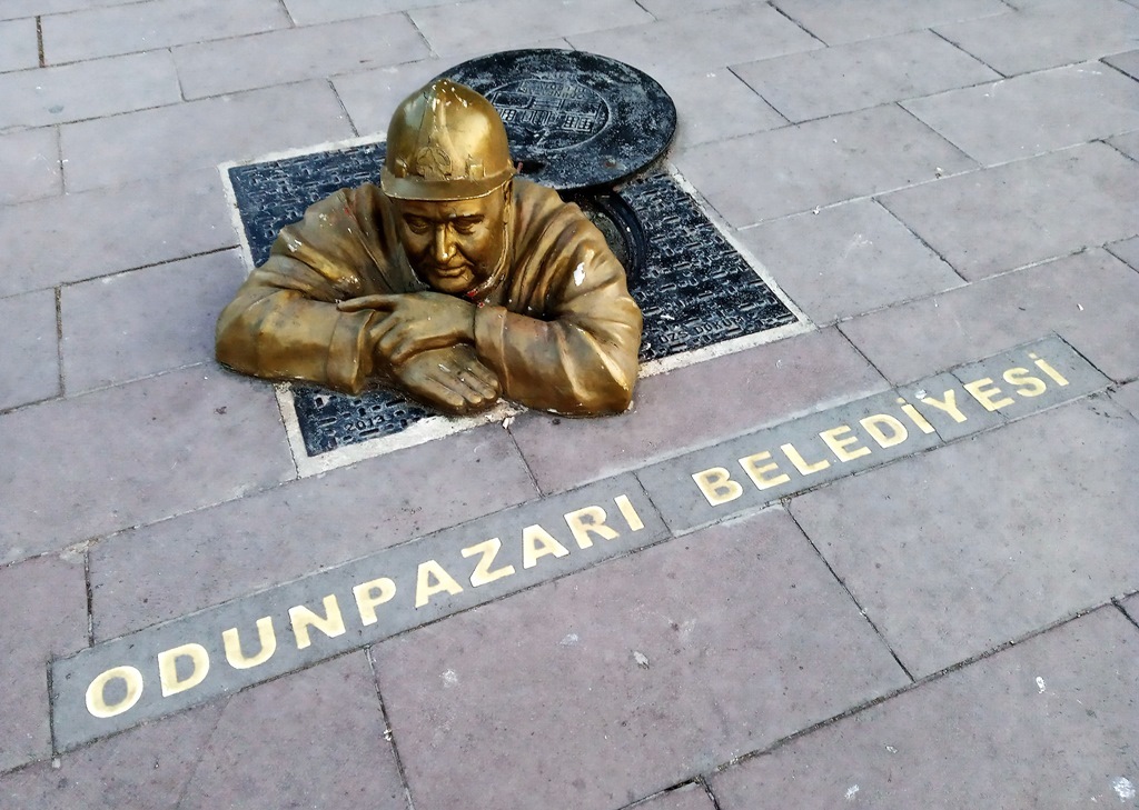 https://content.foto.my.mail.ru/list/s1_62/40862/h-41018.jpg