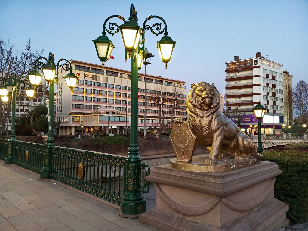 https://content.foto.my.mail.ru/list/s1_62/41068/h-41071.jpg