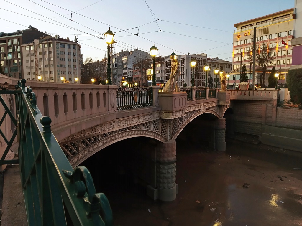 https://content.foto.my.mail.ru/list/s1_62/41068/h-41076.jpg