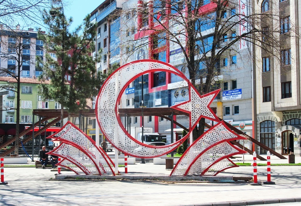 https://content.foto.my.mail.ru/list/s1_62/41151/h-41197.jpg