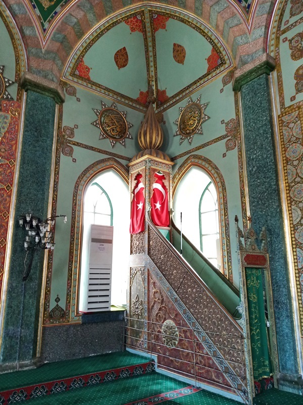 https://content.foto.my.mail.ru/list/s1_62/41323/h-41402.jpg