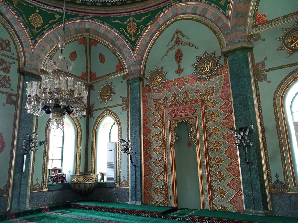 https://content.foto.my.mail.ru/list/s1_62/41323/h-41408.jpg