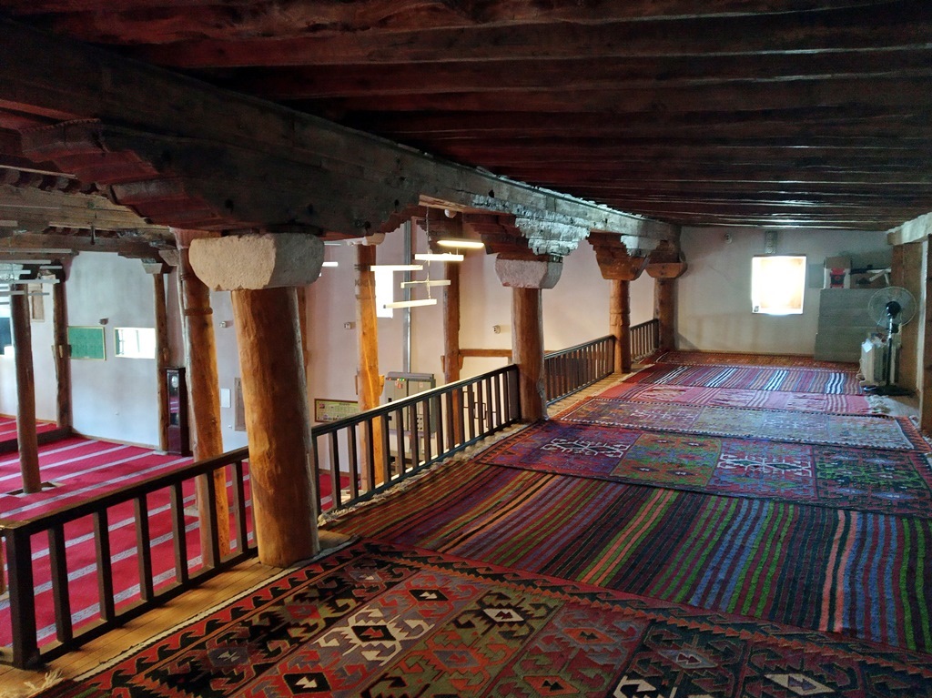 https://content.foto.my.mail.ru/list/s1_62/41412/h-41489.jpg