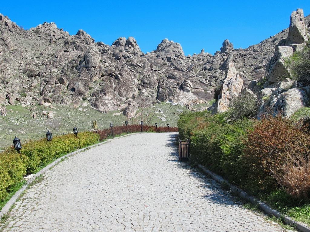 https://content.foto.my.mail.ru/list/s1_62/41412/h-41575.jpg