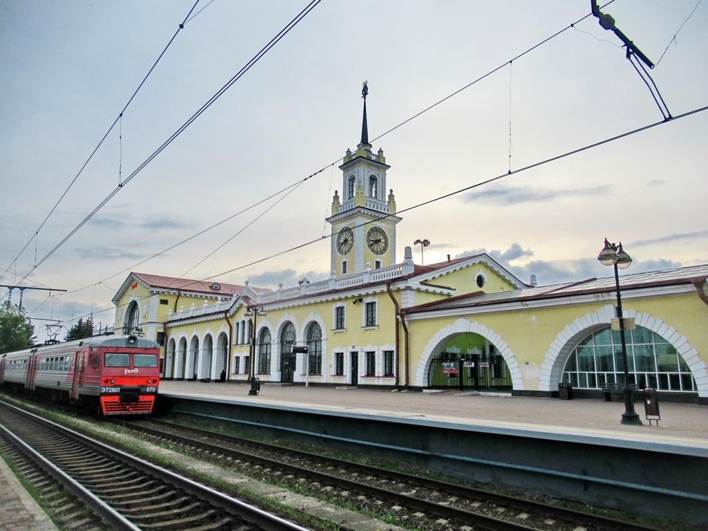 https://content.foto.my.mail.ru/list/s1_62/41653/h-41654.jpg