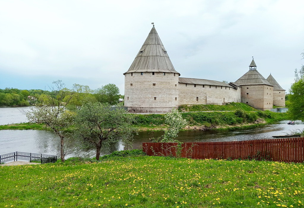https://content.foto.my.mail.ru/list/s1_62/41665/h-41683.jpg