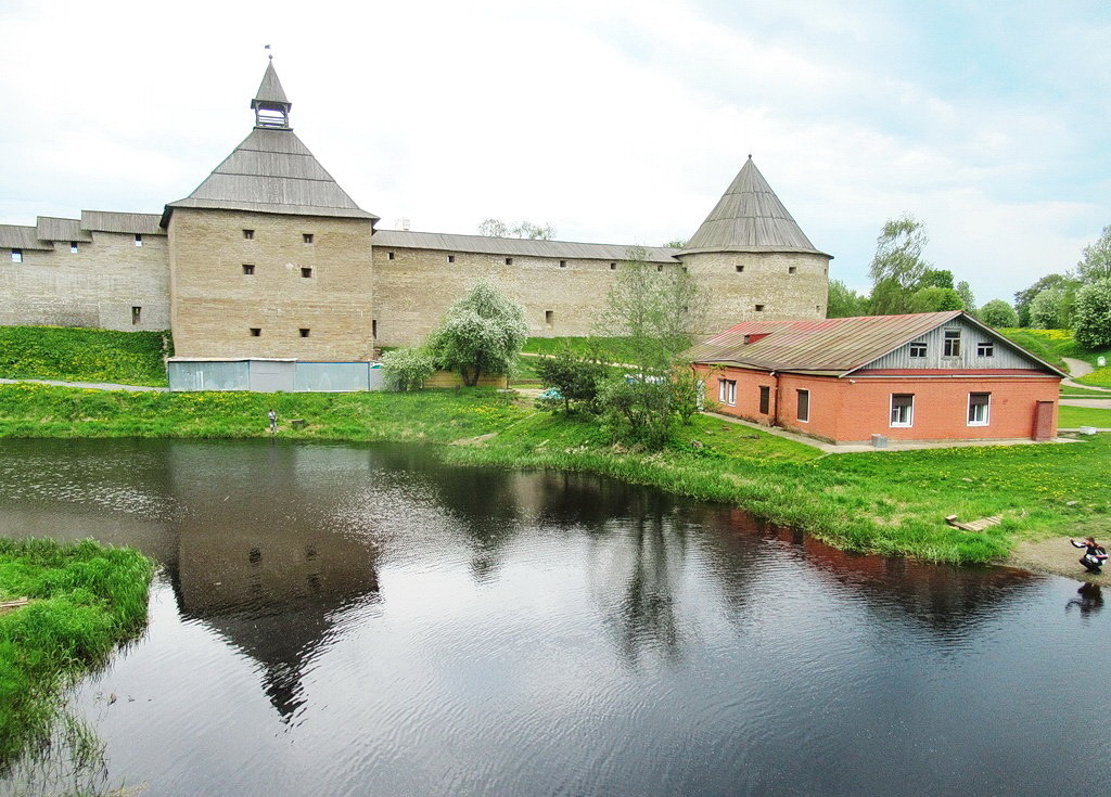 https://content.foto.my.mail.ru/list/s1_62/41665/h-41684.jpg