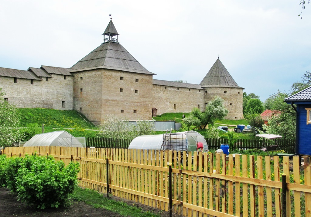 https://content.foto.my.mail.ru/list/s1_62/41665/h-41699.jpg