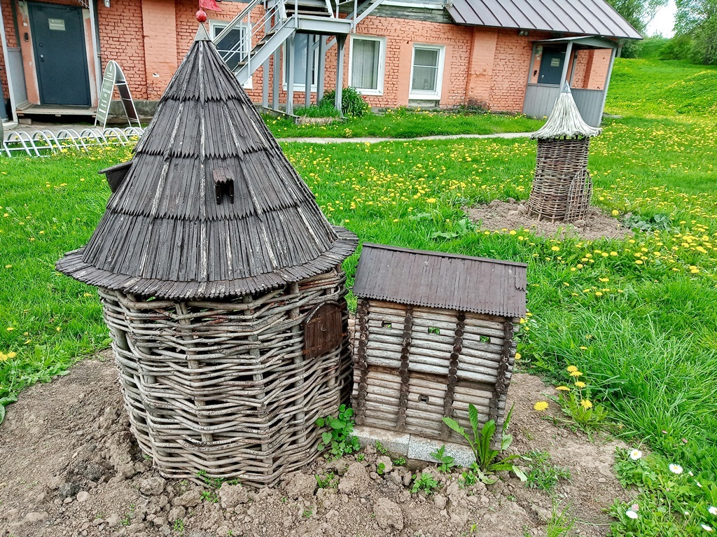 https://content.foto.my.mail.ru/list/s1_62/41665/h-41709.jpg