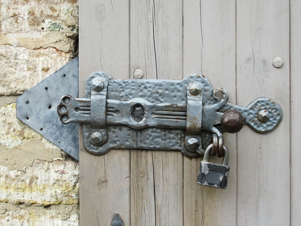 https://content.foto.my.mail.ru/list/s1_62/41665/h-41712.jpg