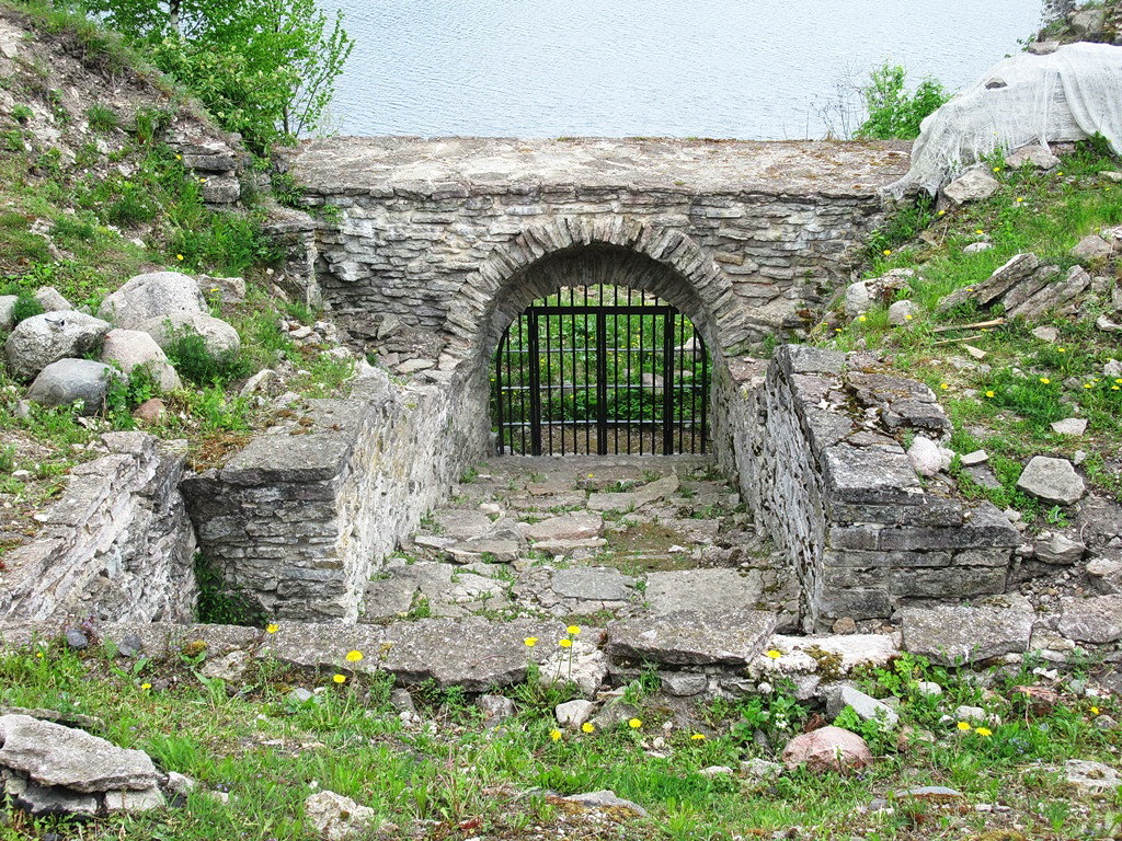 https://content.foto.my.mail.ru/list/s1_62/41665/h-41736.jpg