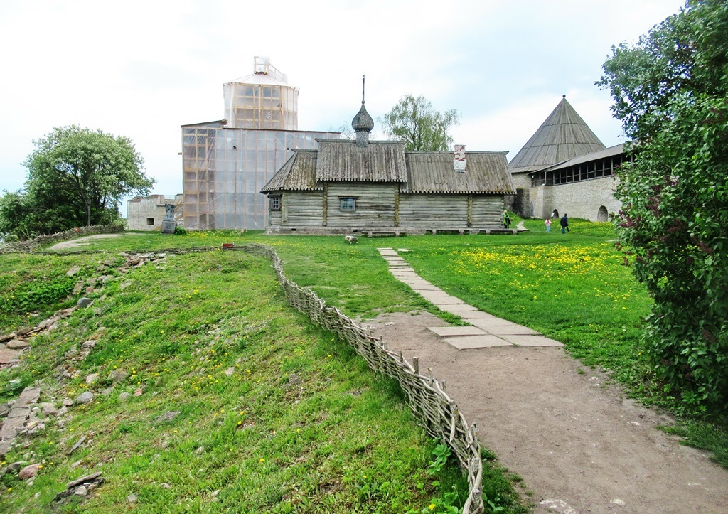 https://content.foto.my.mail.ru/list/s1_62/41665/h-41746.jpg