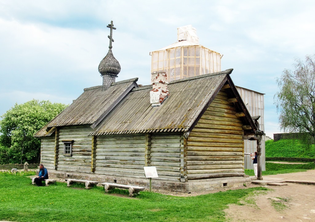 https://content.foto.my.mail.ru/list/s1_62/41665/h-41753.jpg