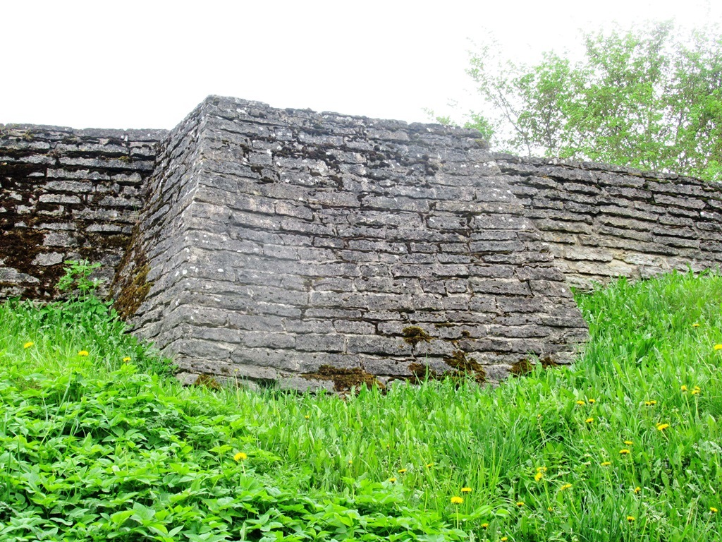 https://content.foto.my.mail.ru/list/s1_62/41665/h-41758.jpg