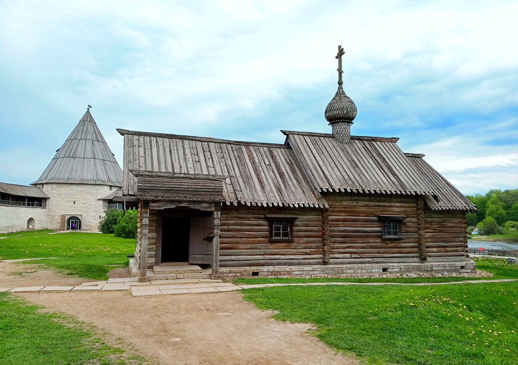 https://content.foto.my.mail.ru/list/s1_62/41665/h-41761.jpg