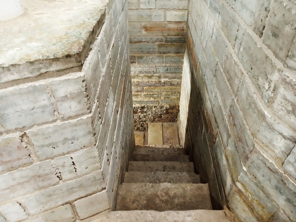 https://content.foto.my.mail.ru/list/s1_62/41665/h-41782.jpg