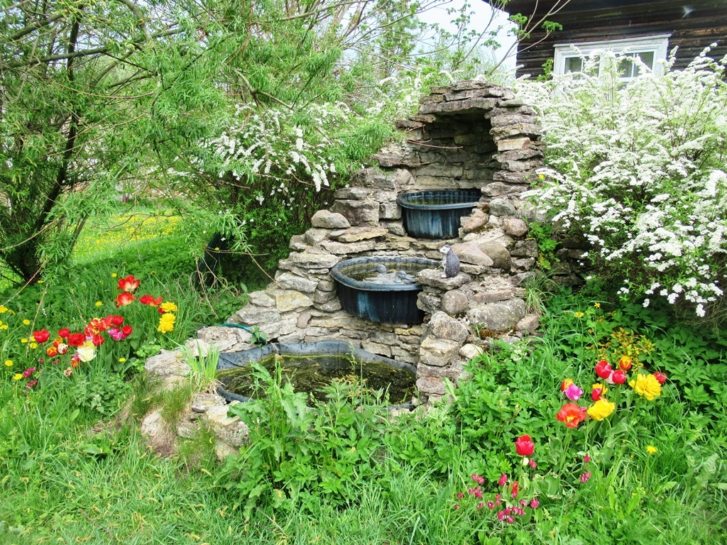 https://content.foto.my.mail.ru/list/s1_62/41841/h-41869.jpg