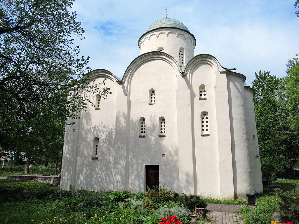 https://content.foto.my.mail.ru/list/s1_62/41841/h-41895.jpg