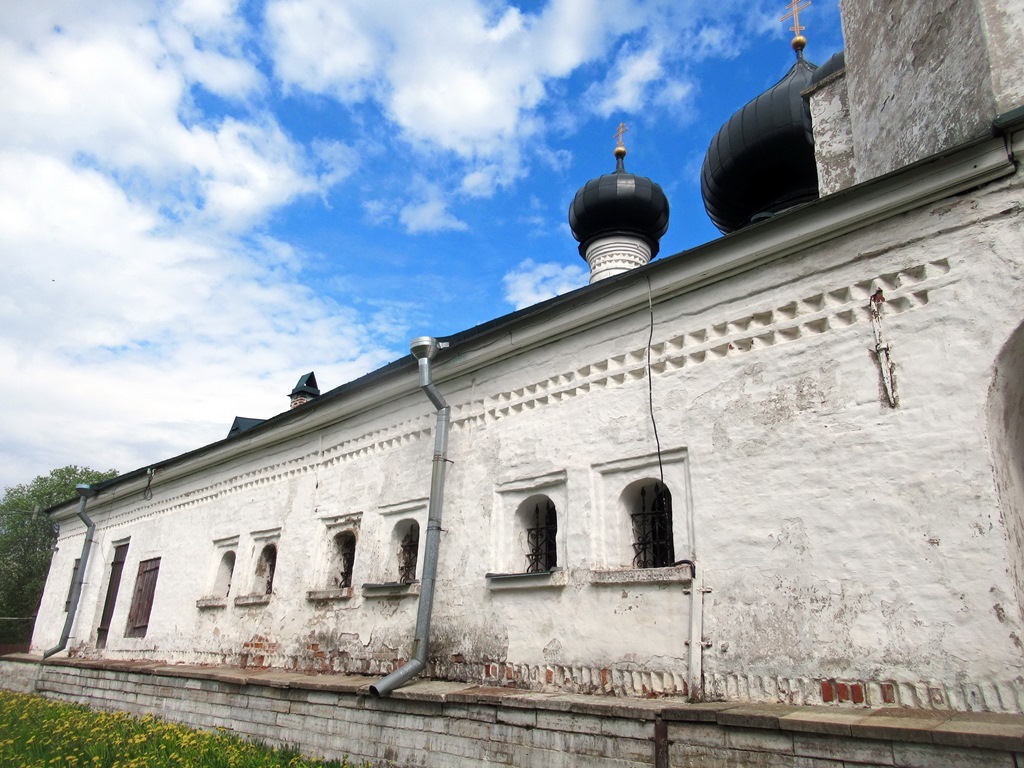 https://content.foto.my.mail.ru/list/s1_62/41841/h-41915.jpg