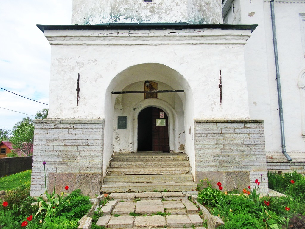 https://content.foto.my.mail.ru/list/s1_62/41841/h-41916.jpg