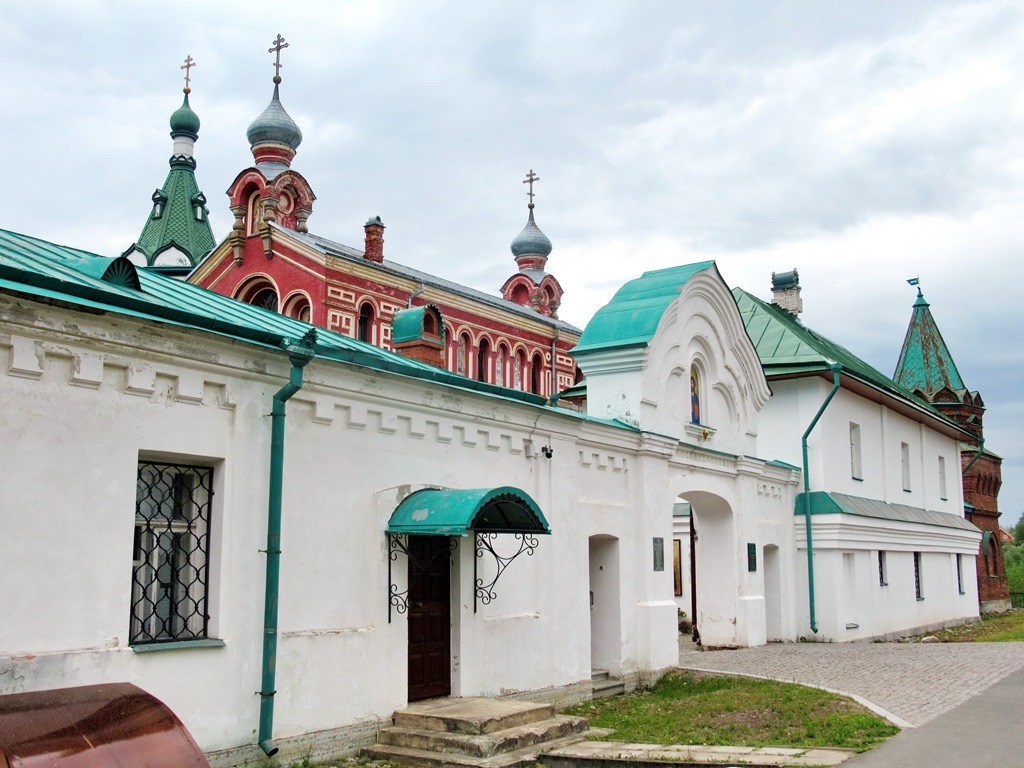 https://content.foto.my.mail.ru/list/s1_62/41841/h-41943.jpg