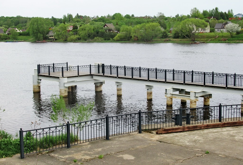 https://content.foto.my.mail.ru/list/s1_62/41841/h-41948.jpg