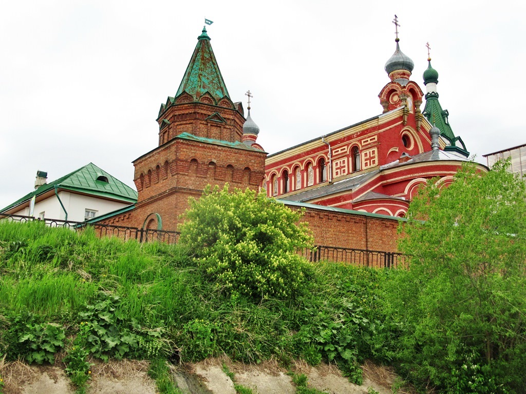 https://content.foto.my.mail.ru/list/s1_62/41841/h-41949.jpg