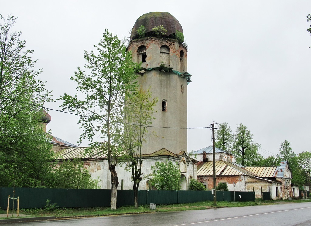 https://content.foto.my.mail.ru/list/s1_62/41994/h-41999.jpg