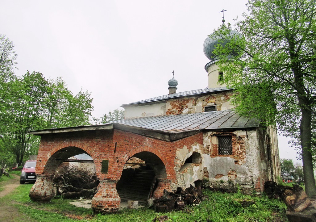 https://content.foto.my.mail.ru/list/s1_62/41994/h-42024.jpg