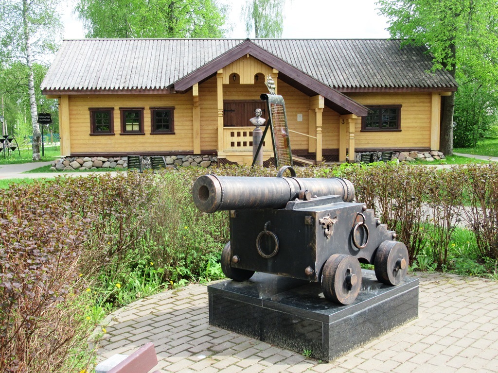 https://content.foto.my.mail.ru/list/s1_62/42080/h-42122.jpg