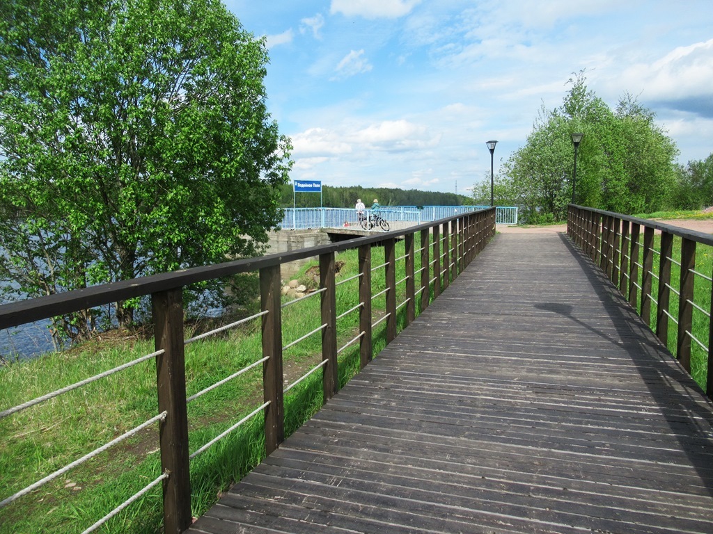 https://content.foto.my.mail.ru/list/s1_62/42080/h-42150.jpg