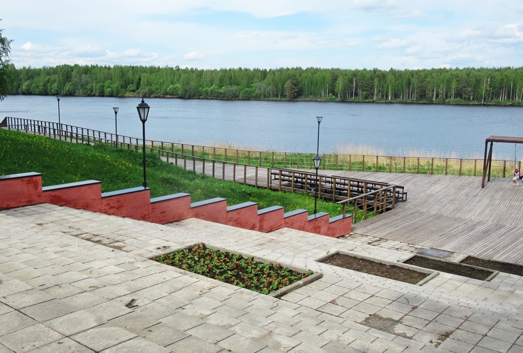 https://content.foto.my.mail.ru/list/s1_62/42080/h-42160.jpg