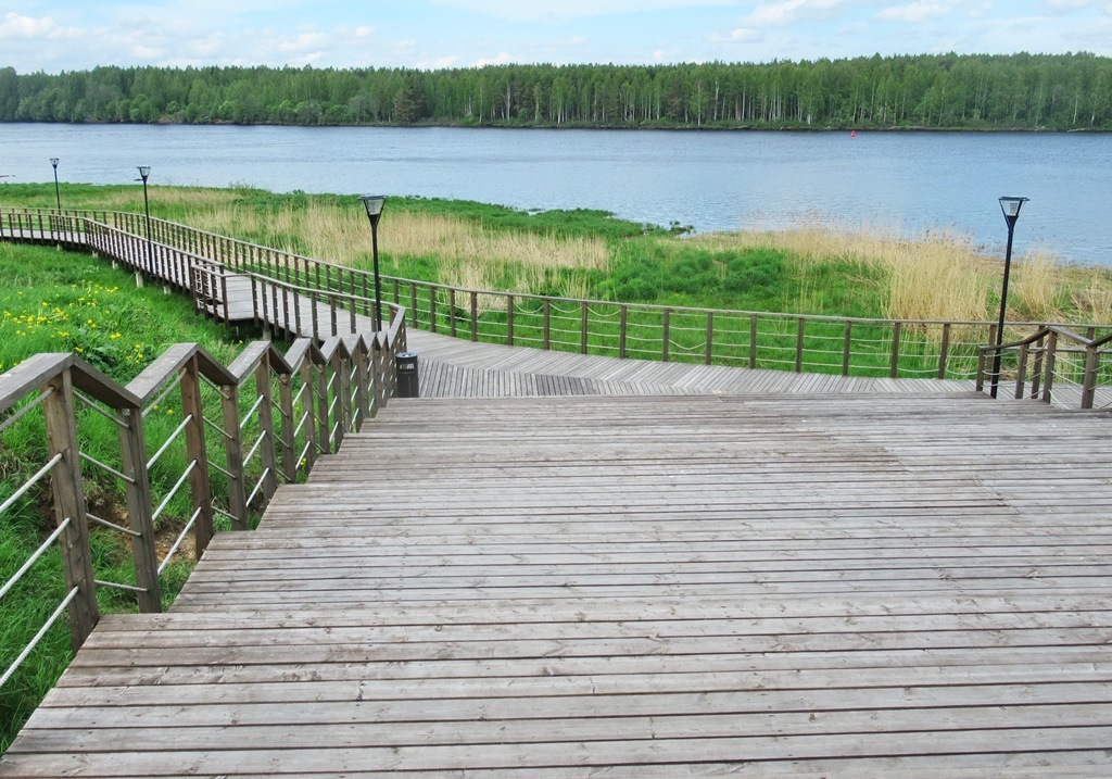 https://content.foto.my.mail.ru/list/s1_62/42080/h-42161.jpg