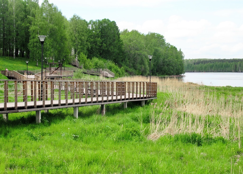 https://content.foto.my.mail.ru/list/s1_62/42080/h-42162.jpg