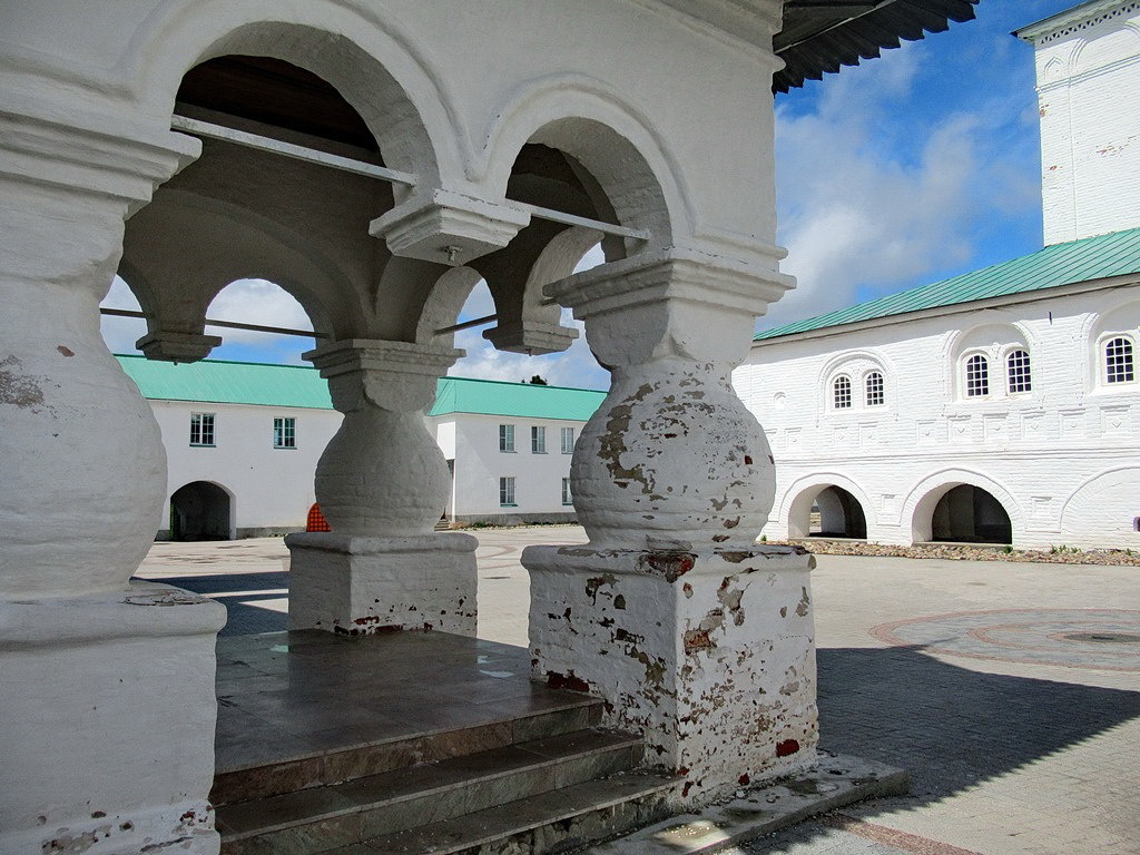 https://content.foto.my.mail.ru/list/s1_62/42177/h-42271.jpg