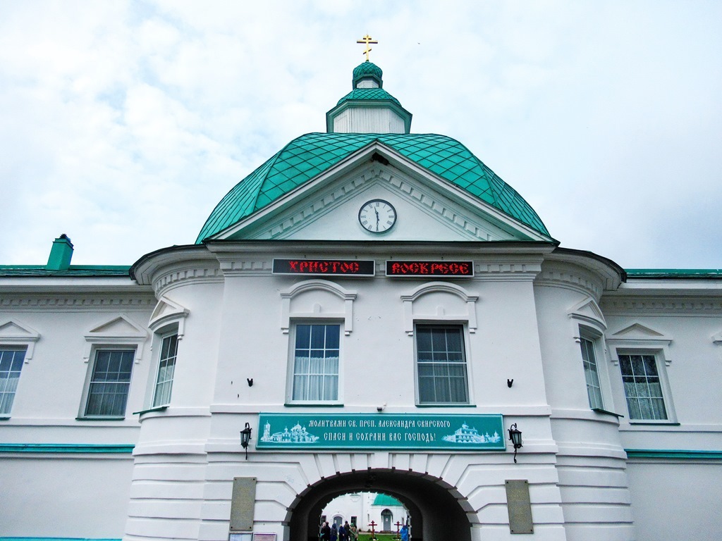 https://content.foto.my.mail.ru/list/s1_62/42177/h-42306.jpg