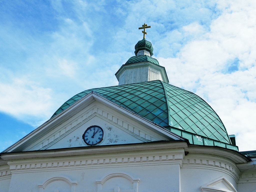 https://content.foto.my.mail.ru/list/s1_62/42177/h-42309.jpg