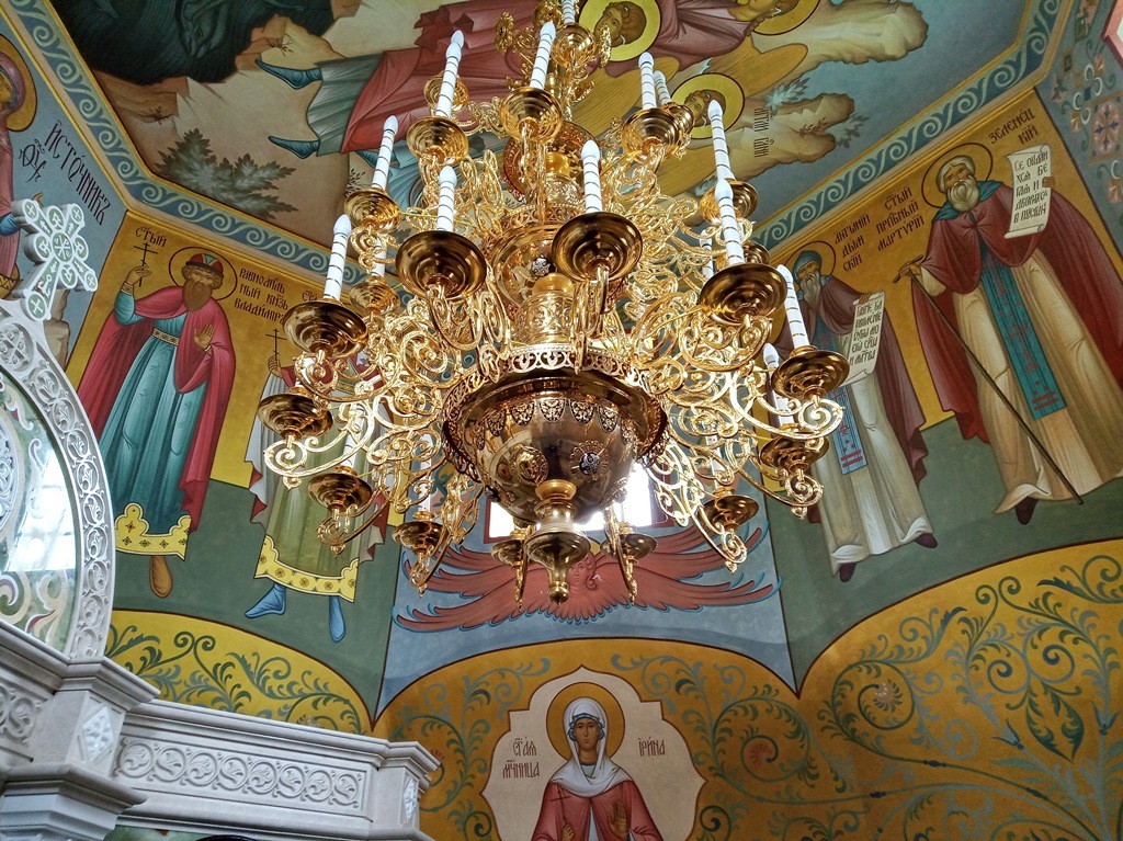 https://content.foto.my.mail.ru/list/s1_62/42177/h-42315.jpg