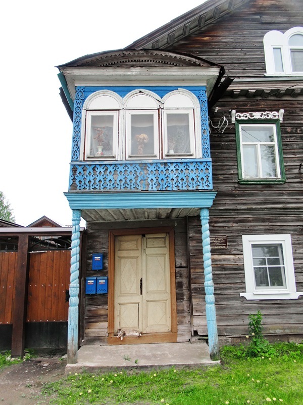 https://content.foto.my.mail.ru/list/s1_62/42360/h-42376.jpg