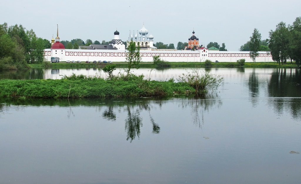 https://content.foto.my.mail.ru/list/s1_62/42360/h-42395.jpg