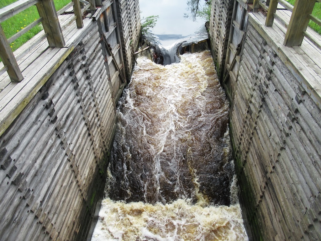 https://content.foto.my.mail.ru/list/s1_62/42360/h-42530.jpg