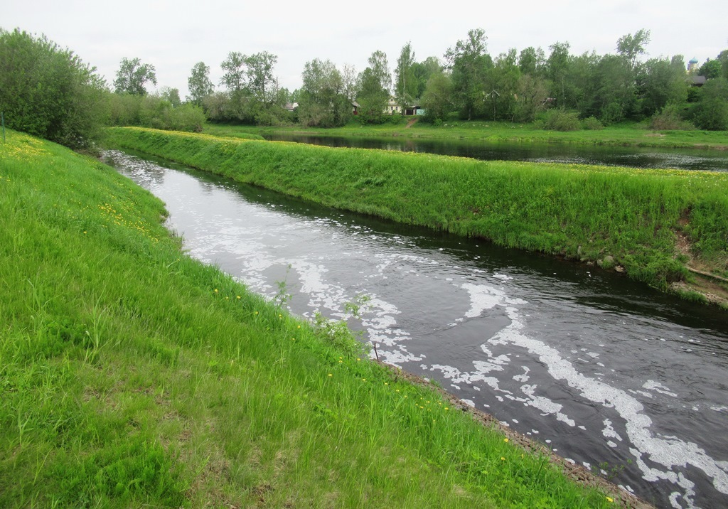 https://content.foto.my.mail.ru/list/s1_62/42360/h-42534.jpg
