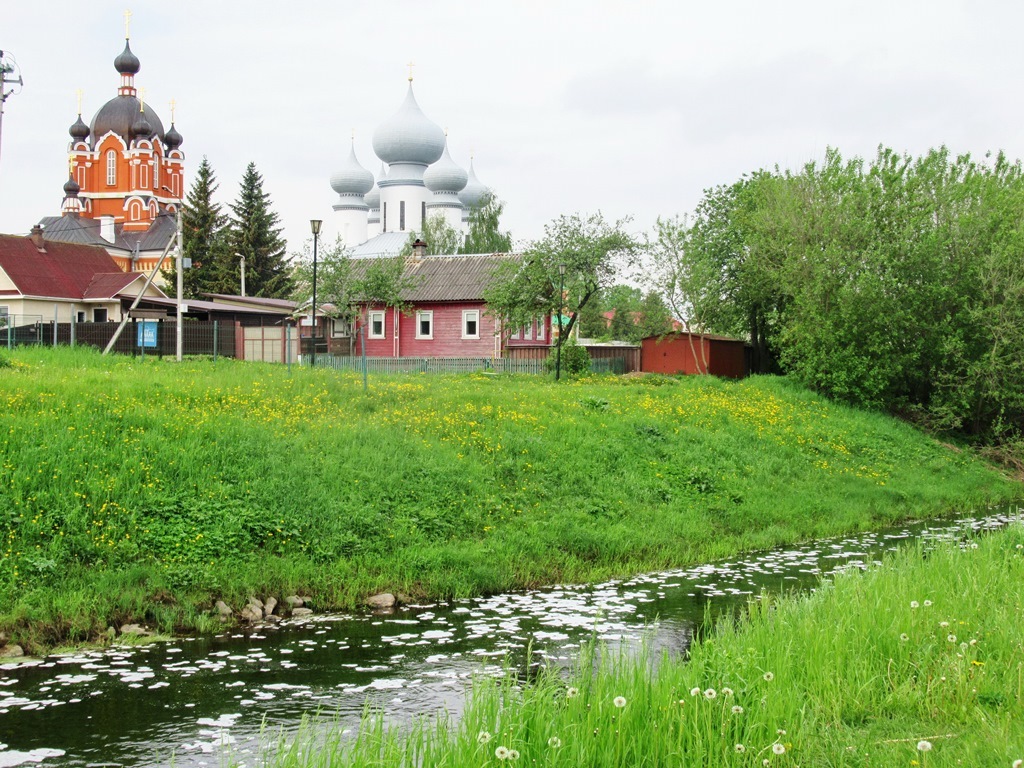 https://content.foto.my.mail.ru/list/s1_62/42360/h-42537.jpg