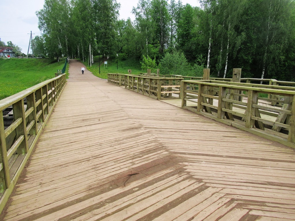 https://content.foto.my.mail.ru/list/s1_62/42360/h-42545.jpg